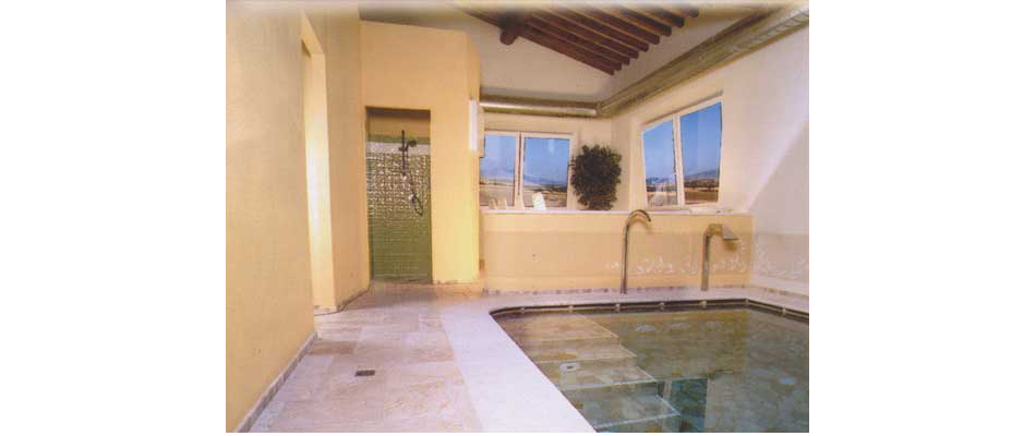 Piscina-interna-2